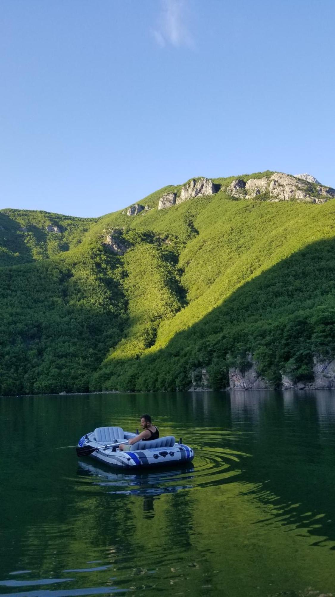 Twin Villas Komani Lake Exteriér fotografie