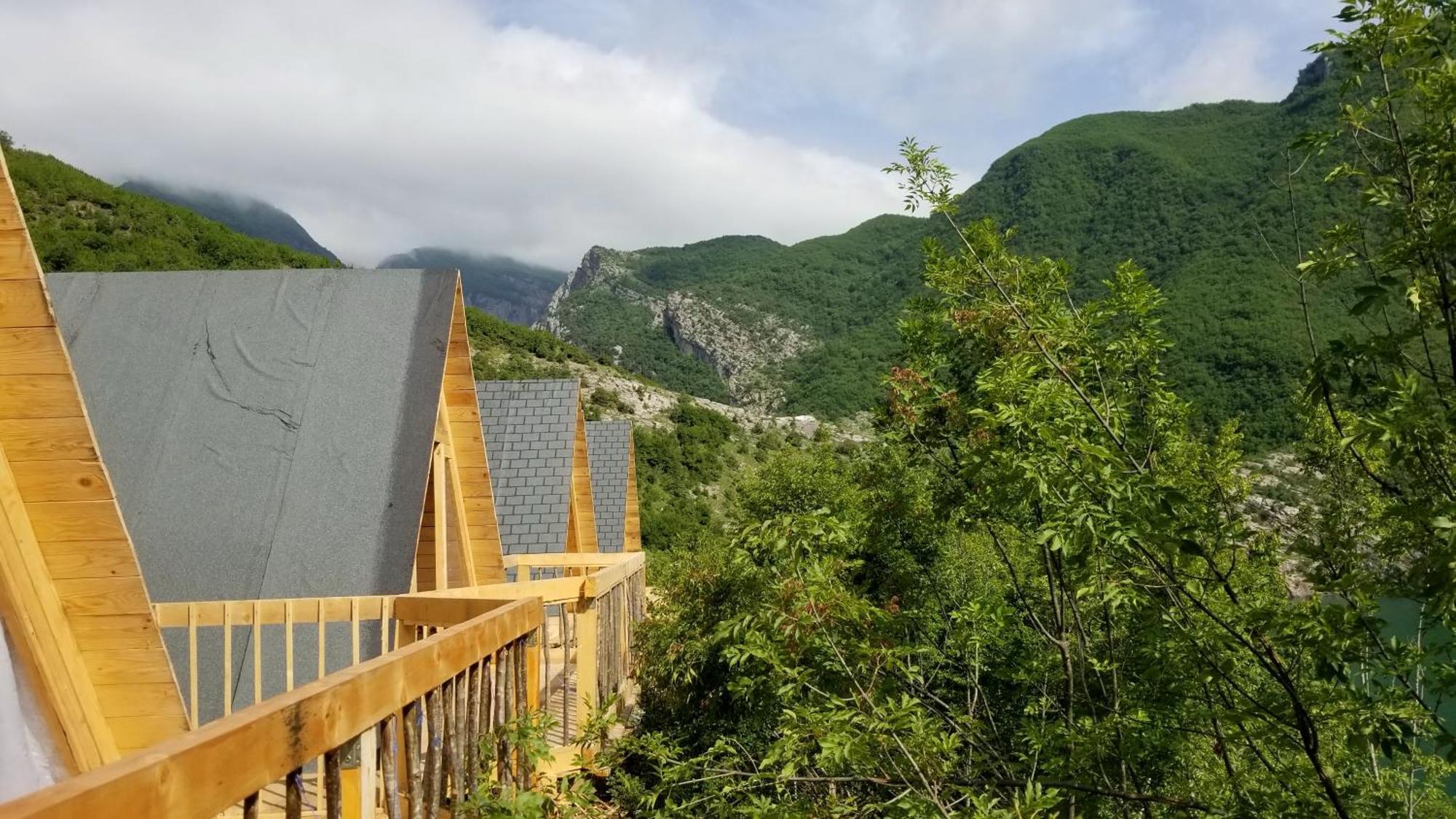 Twin Villas Komani Lake Exteriér fotografie
